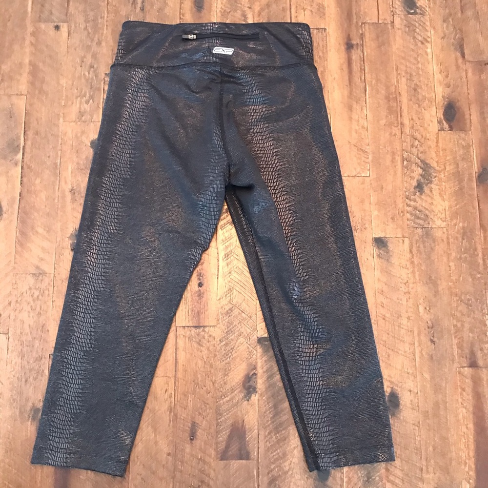 Express Core Performance Workout leggings. Beautiful and in great condition.